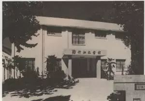 他是2000年后的孔子：四颗糖，甜了孩子的一生