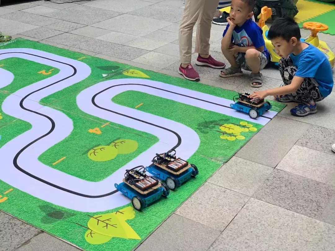 曲江汉华城一期,曲江汉华城开业