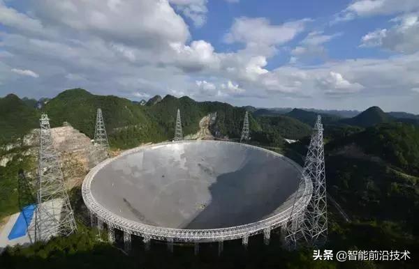 中国天眼看到宇宙的画面,看天眼