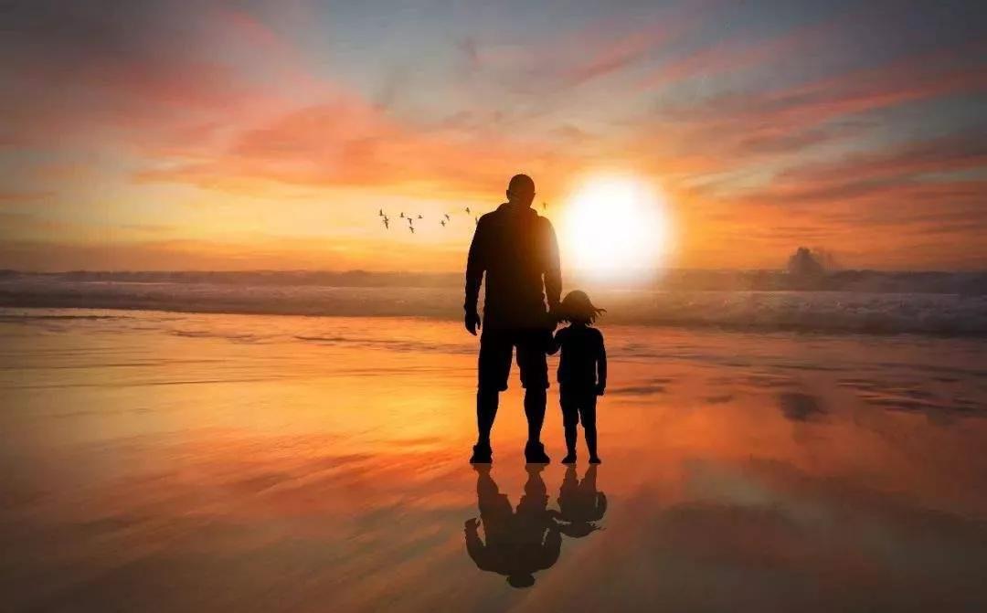 父爱伴我一路前行