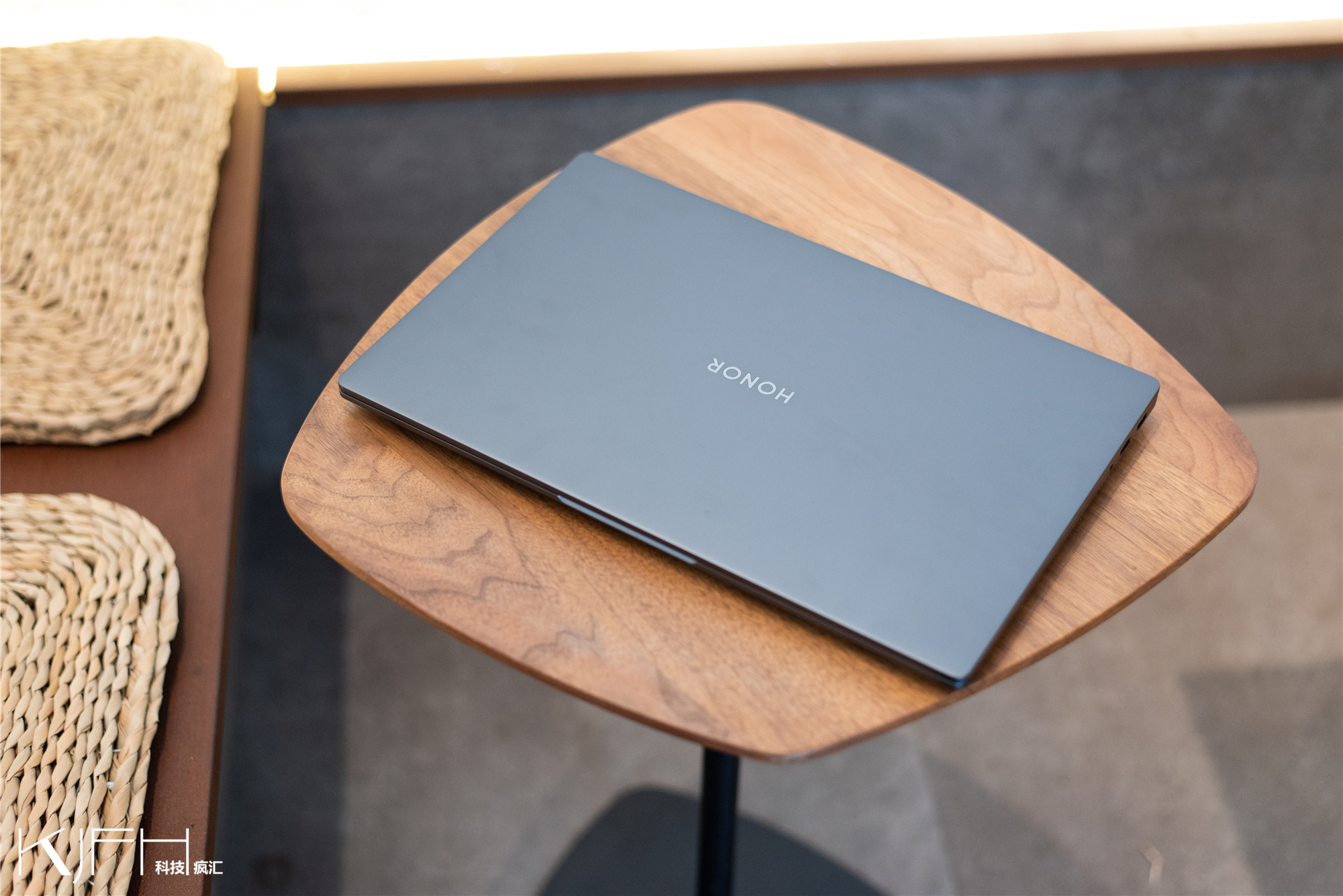 荣耀magicbook16pro和v14怎么选,荣耀magicbookpro16.1英寸锐龙版