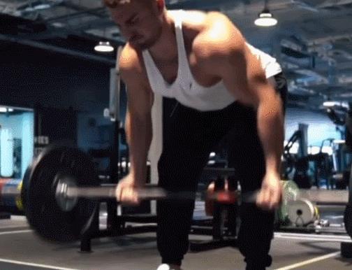 一对哑铃在家也能练出宽厚背部,只用引体怎么练出宽厚的背部