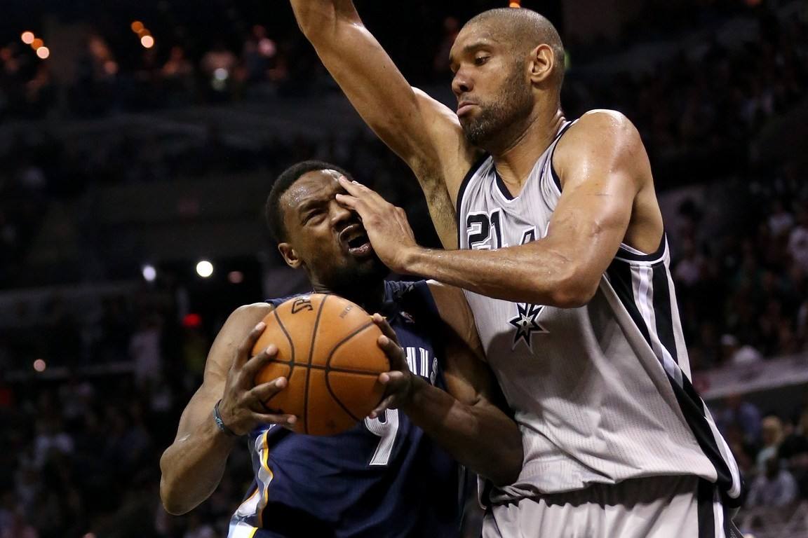 美式过人招式撤步拜佛,交叉横移撤步过人