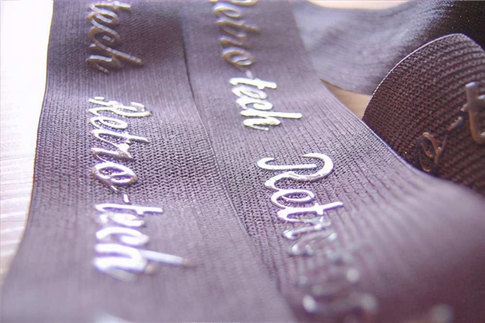 硅胶表面喷涂作用,硅胶滴胶制品有哪些