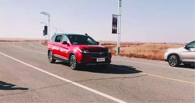 紧凑型suv东风风行t5如此走心,全新风行t5马赫版跑高速