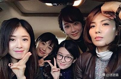 女生撒娇要亲亲抱抱举高高,女生要经常亲亲抱抱举高高