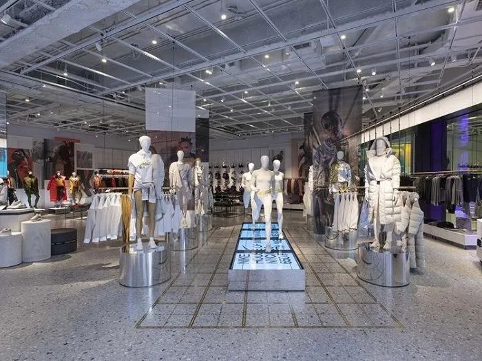 鞋服行业数字化转型,2023年鞋服流行趋势