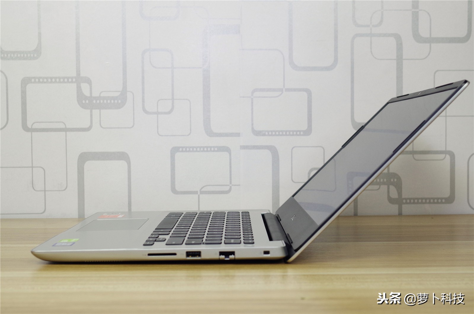 戴尔笔记本inspiron157000gaming,戴尔笔记本inspiron145420