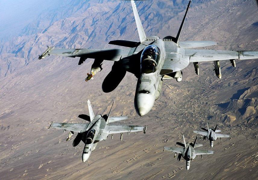 米格25击落f18的飞行员是谁,米格25打f18