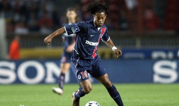 罗纳尔迪尼奥的蝎子摆尾,罗纳尔迪尼奥小罗资料