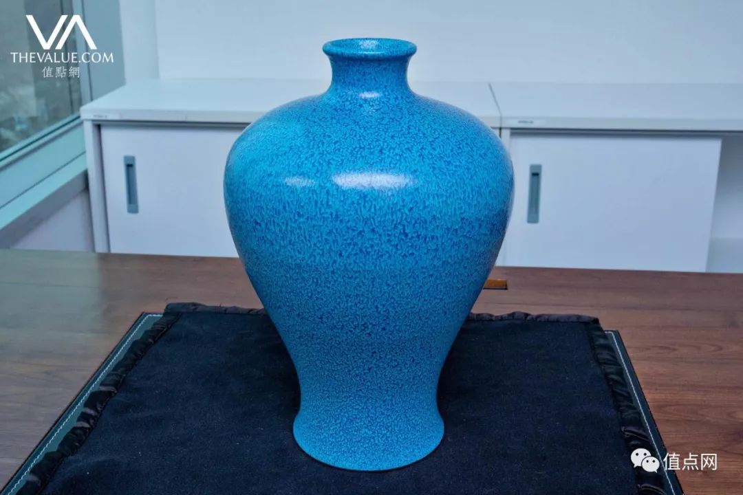 神秘藏窦「十面灵壁山居」|从三件乾隆官窑看大藏家品味