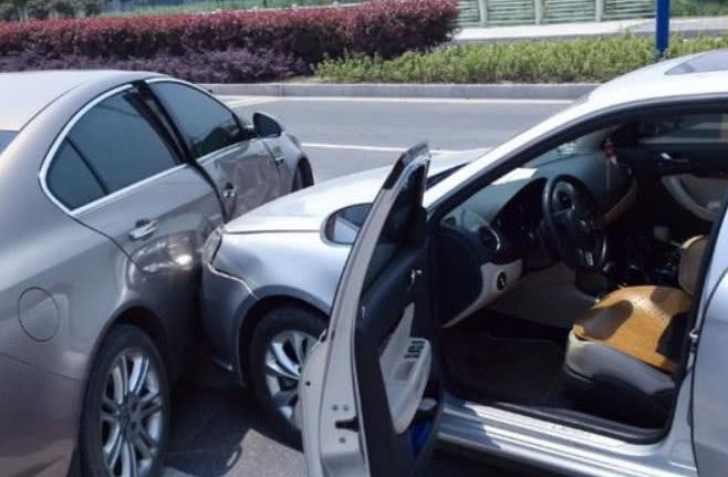 春节亲朋借车怎么办,过年借车注意什么