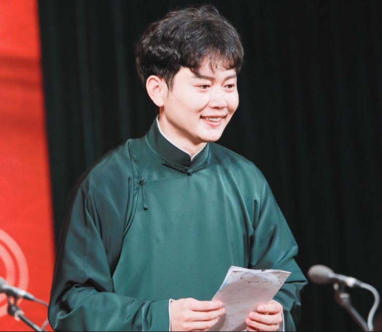 德云社张云雷秦霄贤帅气照片,德云社天团颜值篇张云雷秦霄贤