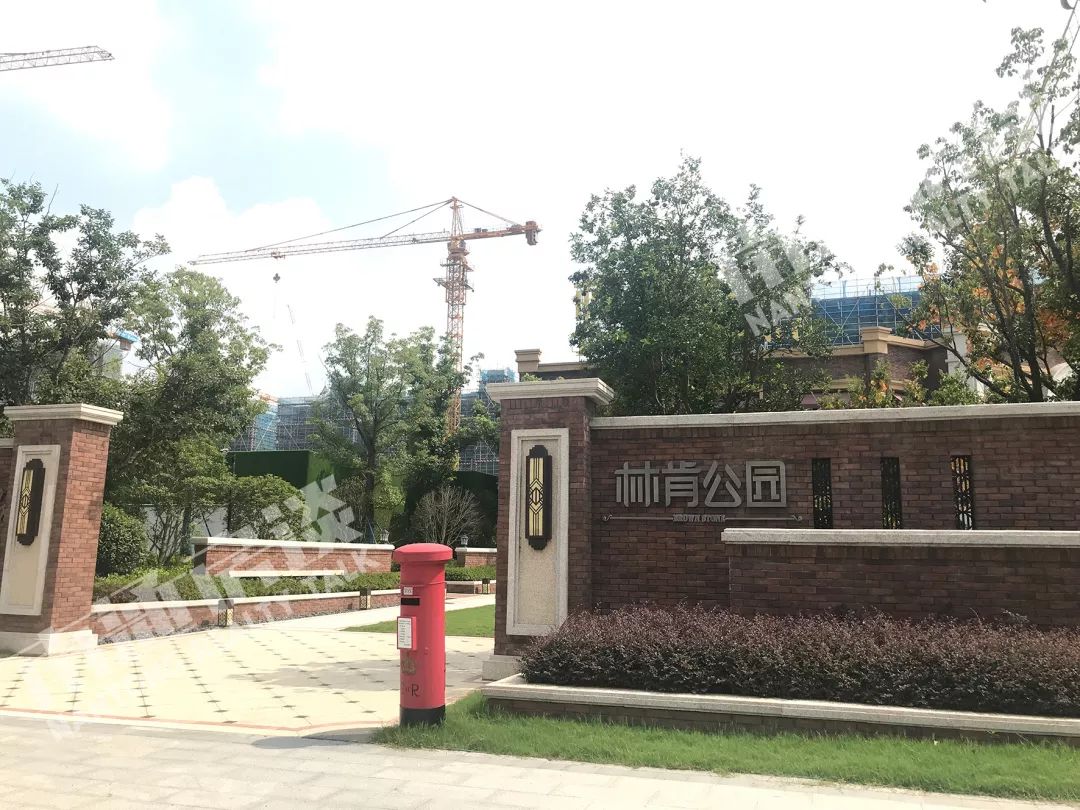 万科翡翠公园99万起首付30万起,万科翡翠公园2期最新售价