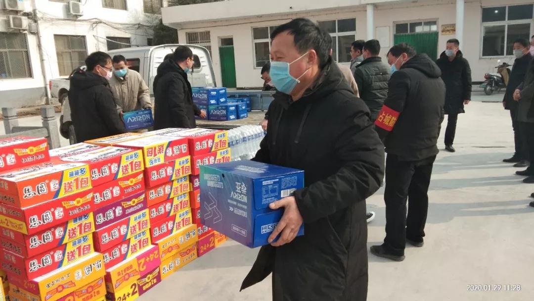战疫路上有温暖汇聚力量显担当,众志成城共抗疫情辉县