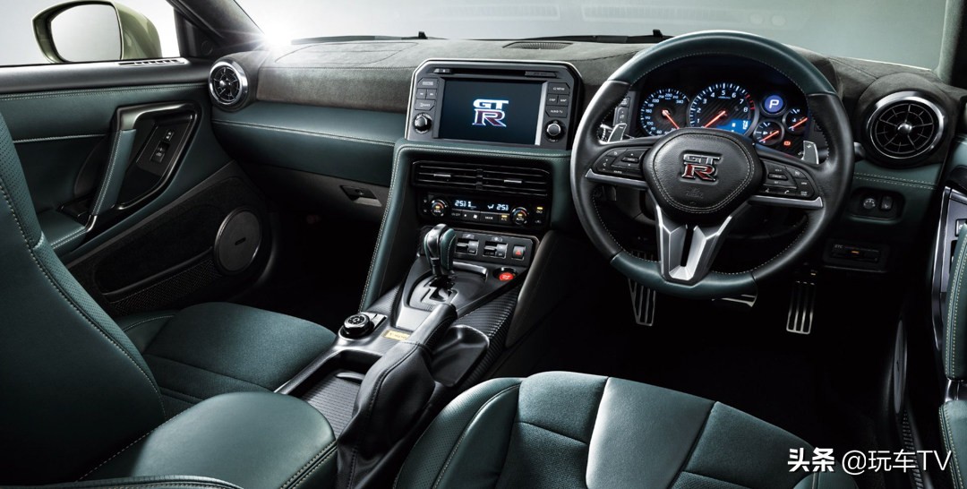 新款GT-R正式发布！起售价63万人民币，东瀛战神迎来换新