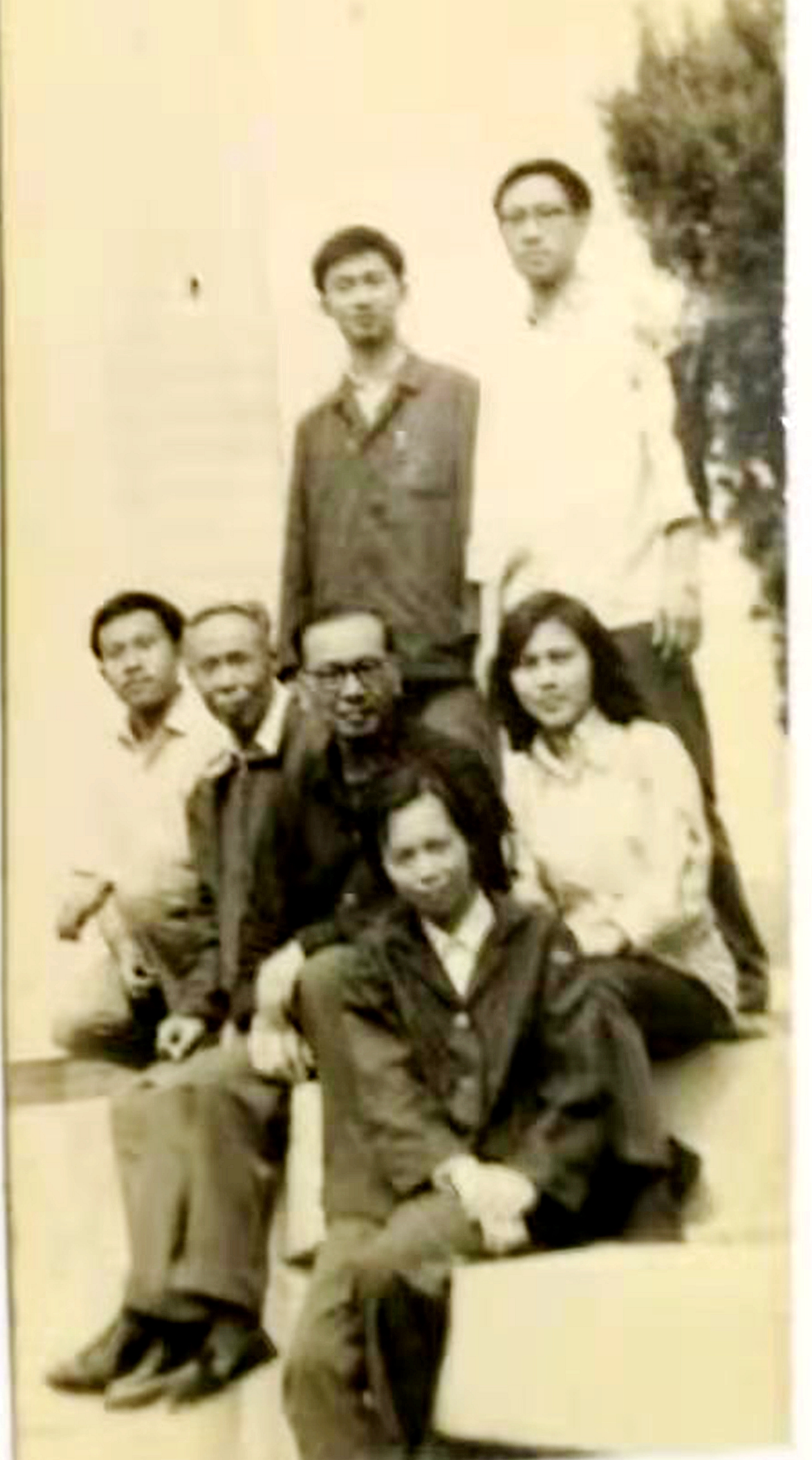 耗尽心力采集3万多植物种子寄回祖国｜我终于找到他的照片