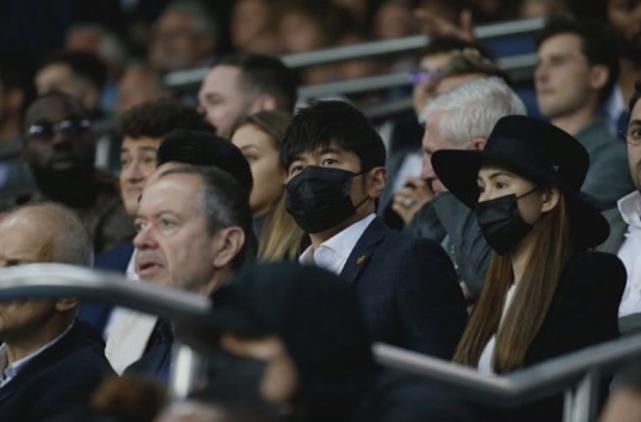 周杰伦祝贺足球,周杰伦巴黎圣日耳曼多少号