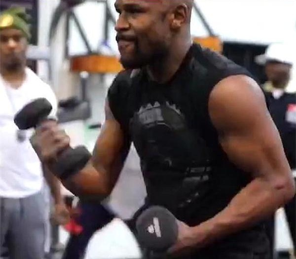 没有计分裁判,赛果不列入战绩,梅威瑟表演赛的地点已确定