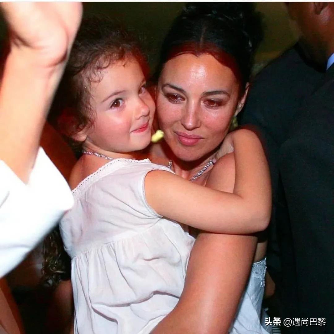 爸爸是法国人妈妈是德国人,爸爸是法国人妈妈是广东人