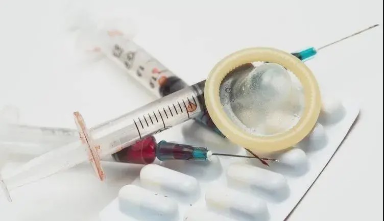 有什么不吃药就能避孕的方法吗,不开刀不手术不打针