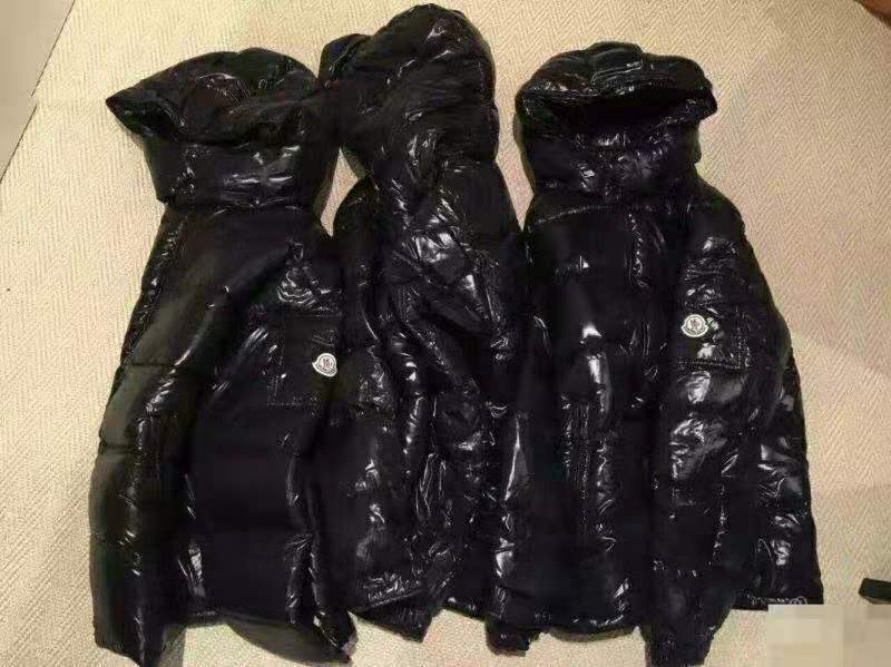 寒冷冬天穿羽绒服如何搭配才好看 (冬天的羽绒服怎么穿才好看)