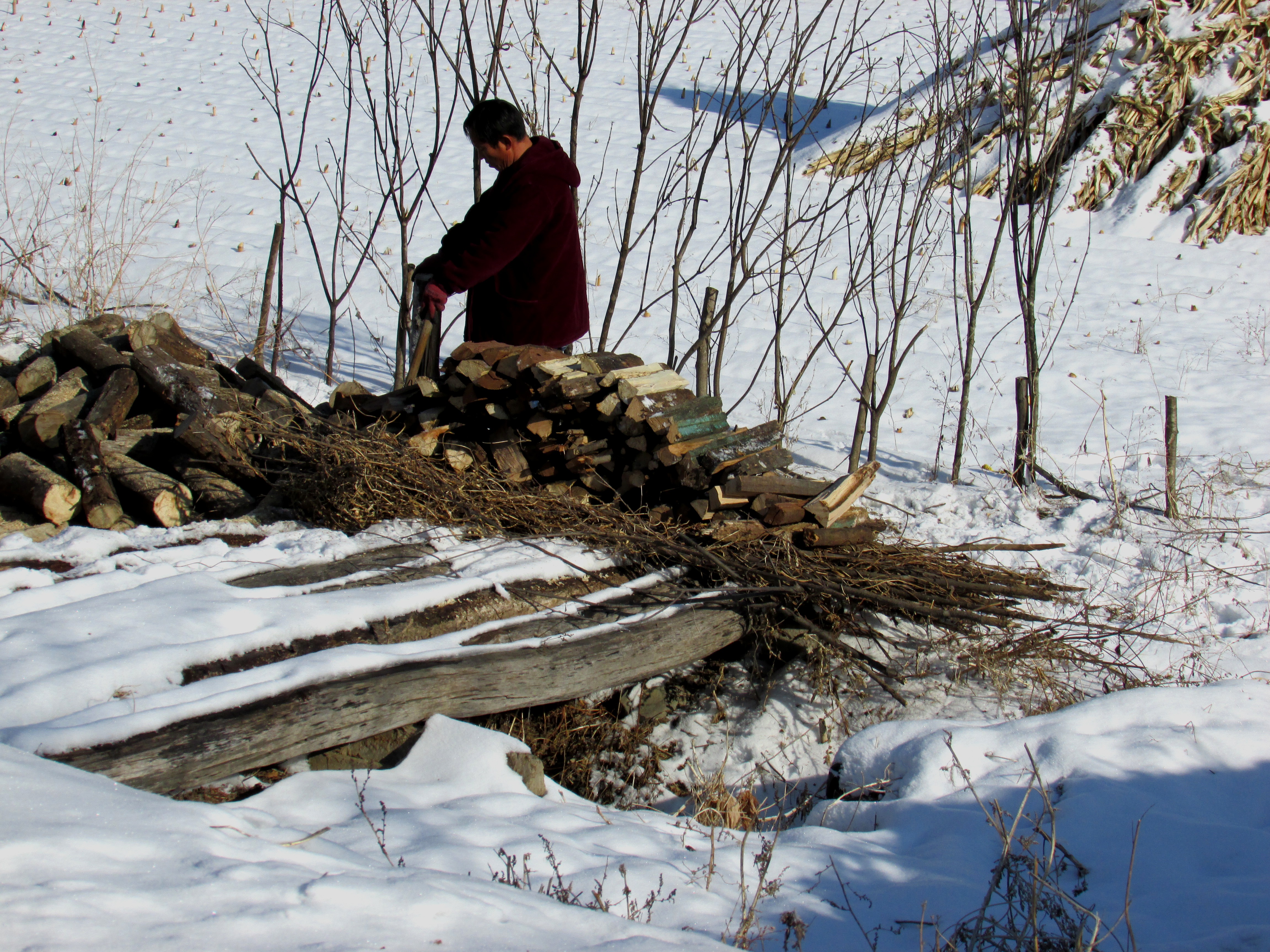 本溪湖里村冬季景色,本溪湖里村景色视频