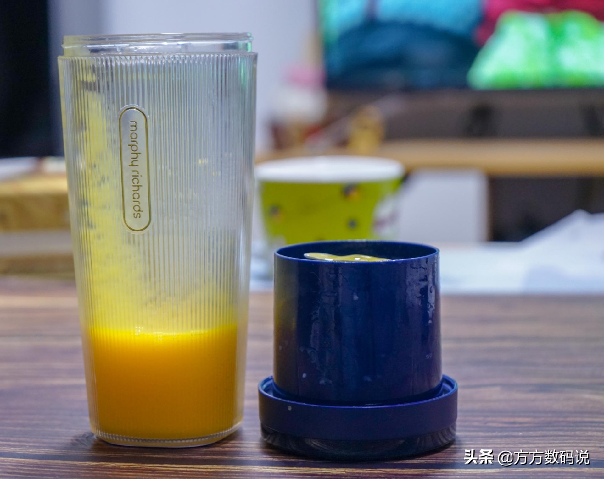 摩飞榨汁杯果汁推荐,摩飞便携榨汁桶明星