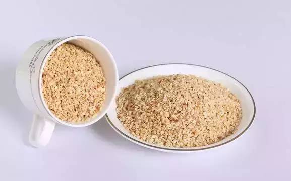 四个不用花钱就能美白牙齿的方法,不伤牙的美白牙齿方法图片大全