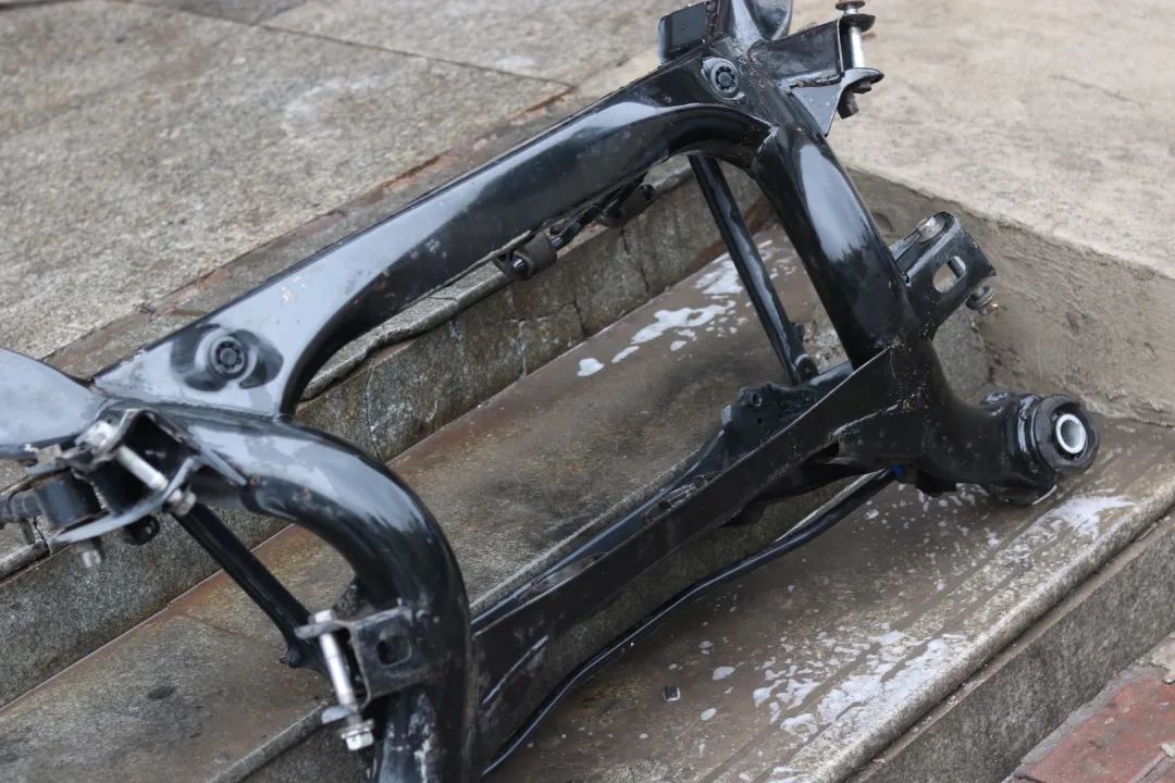 怪兽汽车翻新地址,怪兽修车翻新奥迪q7