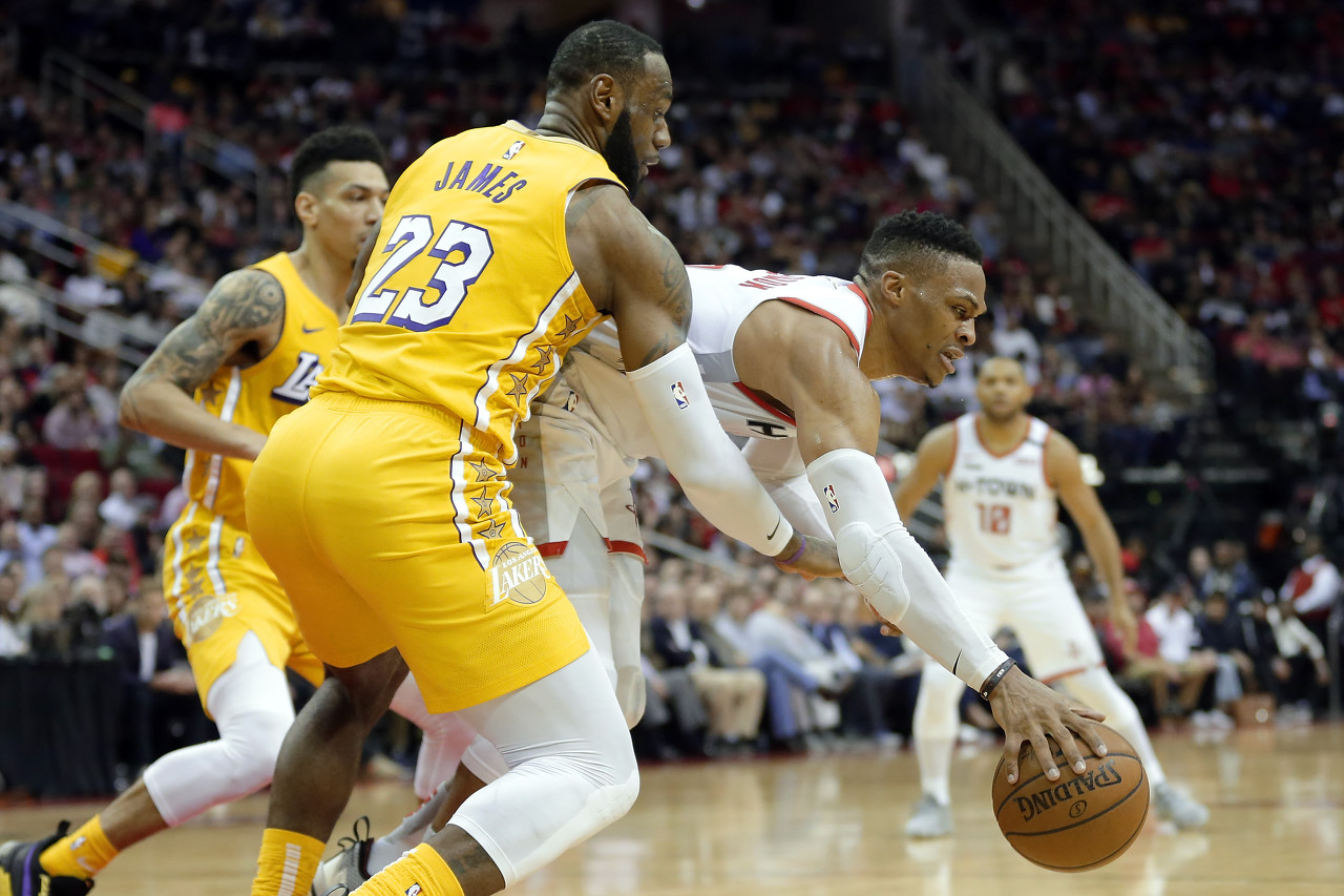 詹姆斯的极致进攻,詹姆斯实战小技巧和潜能推荐