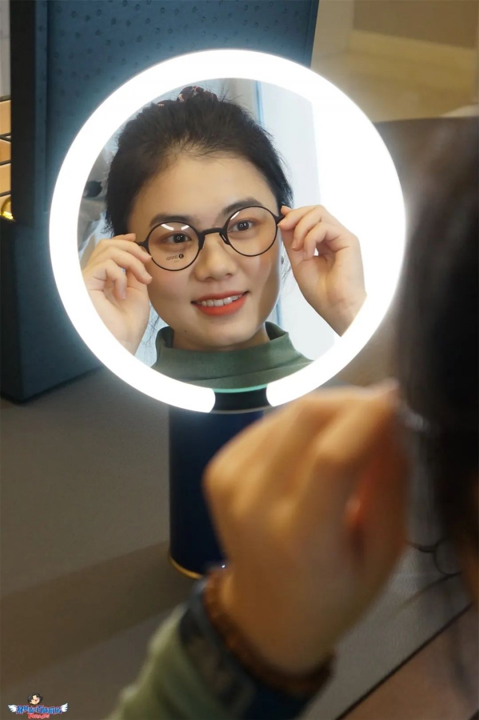 同样是眼镜工作室，凭什么这家值得朋友圈3000好友同时推荐？