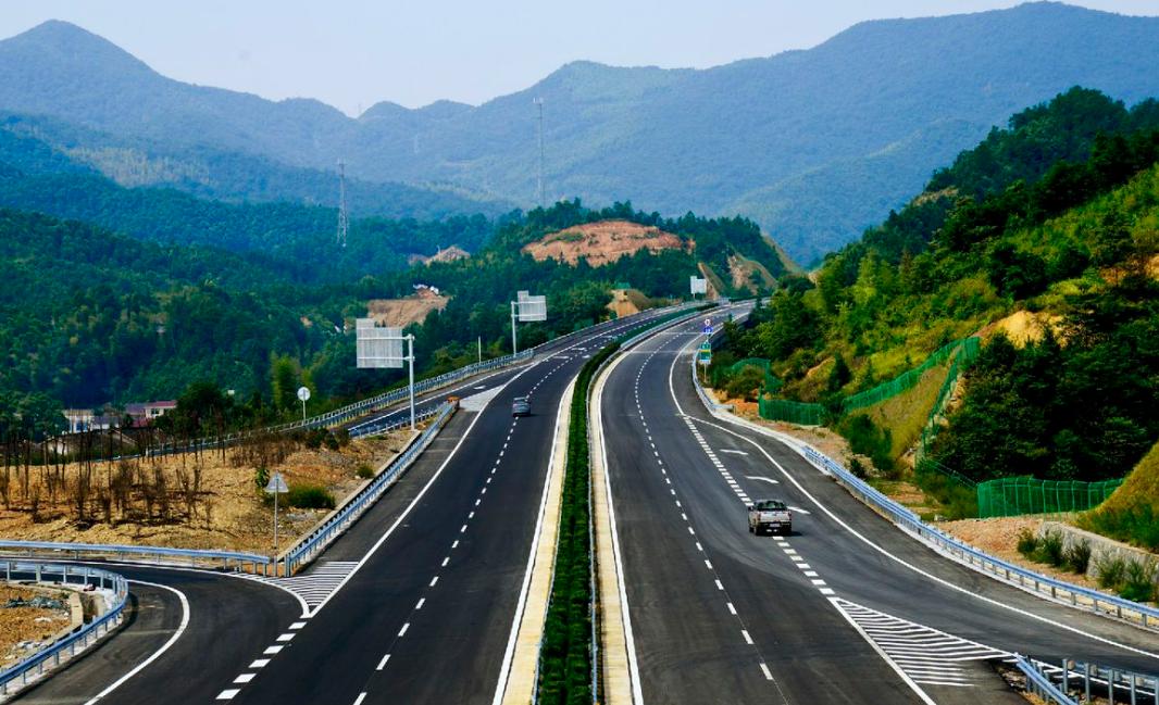 湖南第一人口大县,湖南人口第一大村