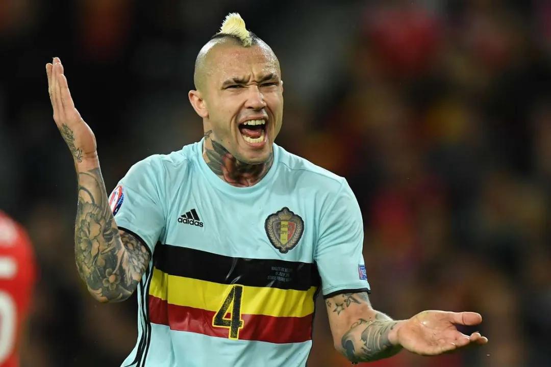 足球队员最帅的发型,足球运动员都留什么发型