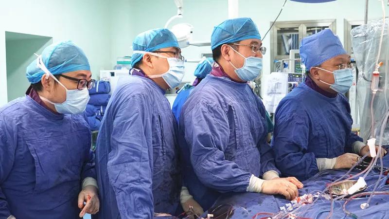 老年人主动脉瓣重度关闭不全,重度主动脉瓣狭窄不手术能活多久