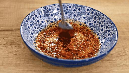 酸汤麻辣小面秘制配方大公开!酸香辣爽,馋的流口水