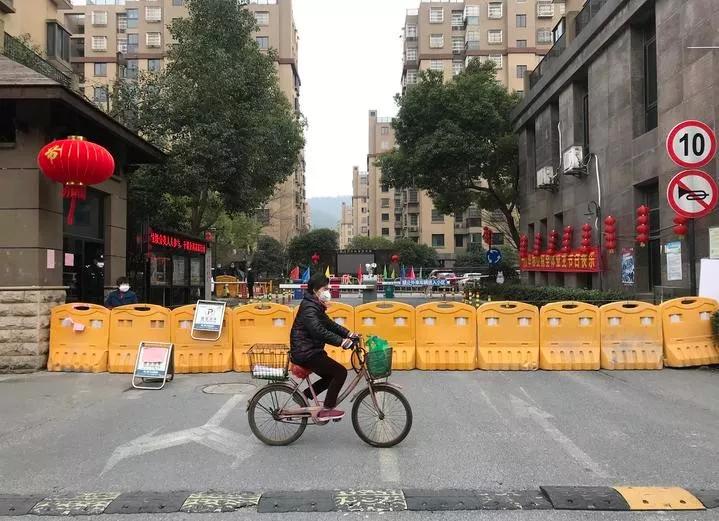 煲粥姐,孙杨送外卖最新视频