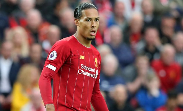 梅西夺冠梅西被赋予历史第一人,梅西通过夺得世界杯冠军碾压c罗