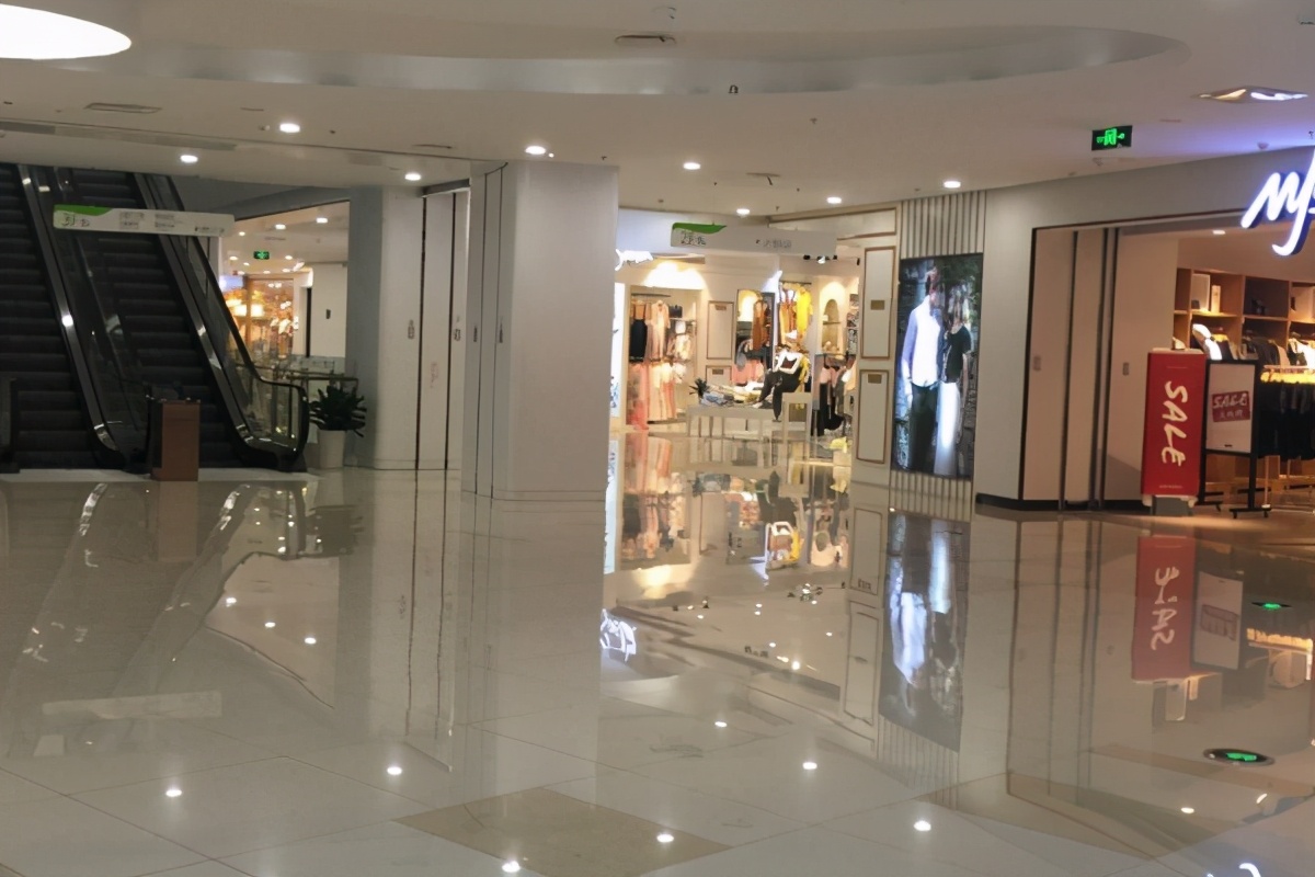 扬州商场生意惨淡,扬州的商场现状