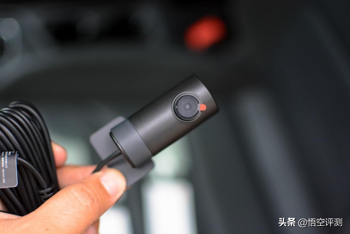 电子狗行车记录仪小汽车,70迈行车记录仪改装实时监控