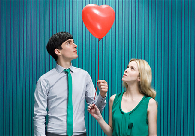 人一旦心凉了就会沉默,当一个男人心变冷的时候