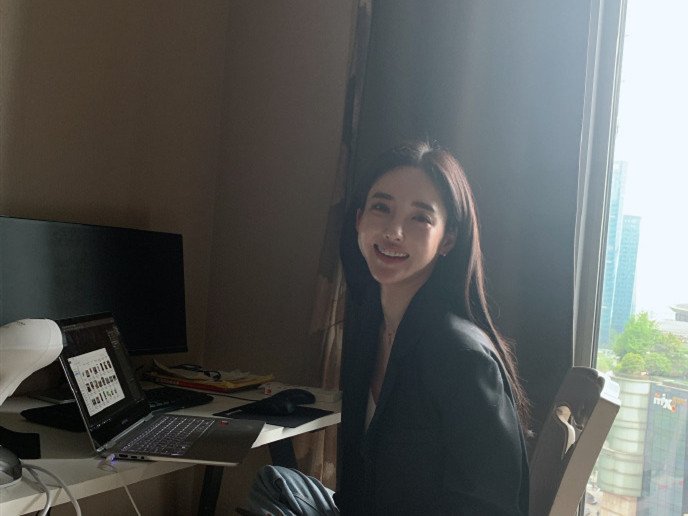 韩国骗富豪钱的网红,韩国被骗钱还债男明星