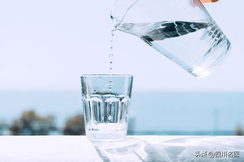 早晨一分钟快速排便方法,1分钟排便高效方法