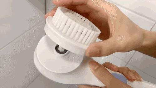 洗澡搓背自己就能搓干净,一个人搓澡搓后背小妙招