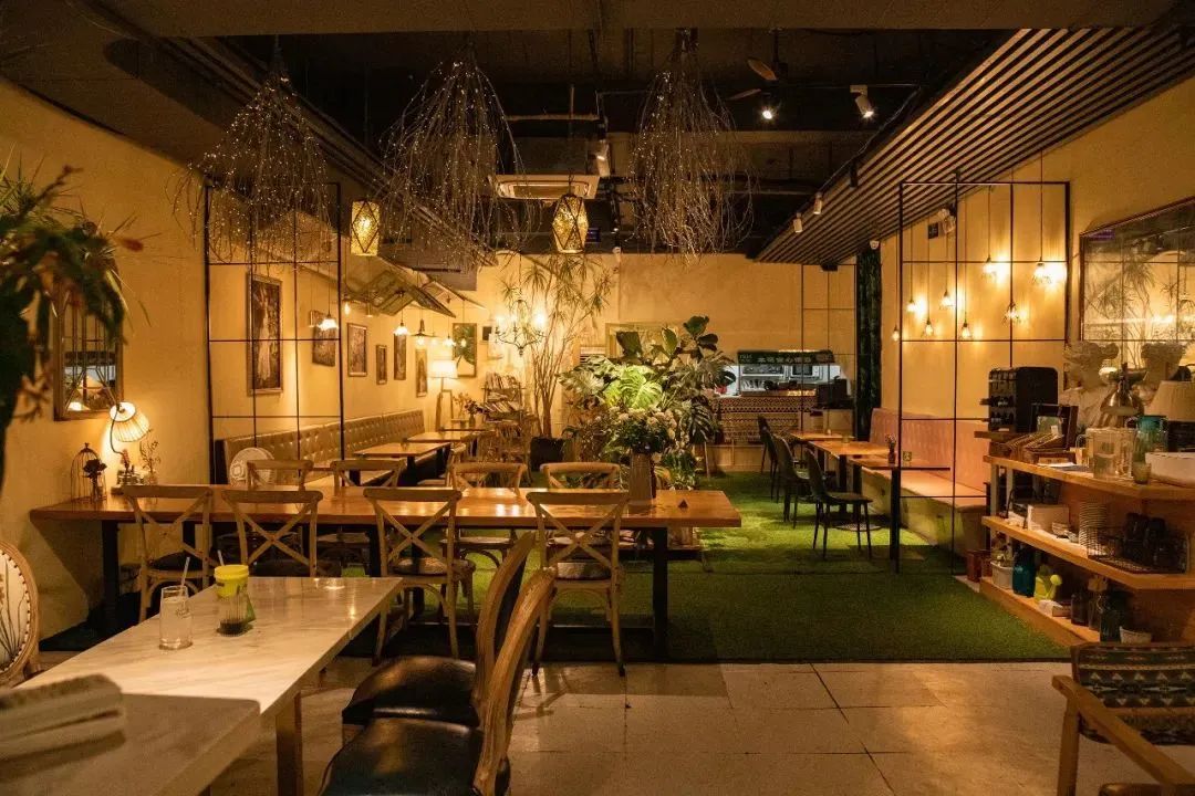 浪漫气氛环绕打卡精致西餐厅,广州最值得打卡的西餐厅