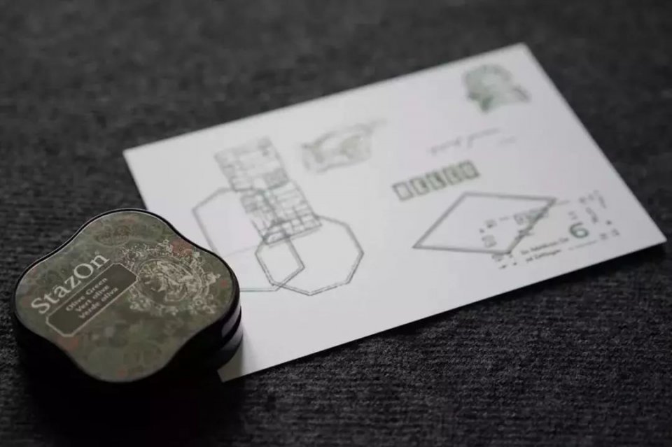 厌倦了红黄棕不妨来款高级感发色,厌倦了高级黑白灰