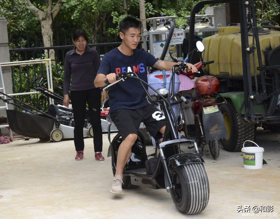 谢霆锋朴树,谢霆锋谭维维周杰伦