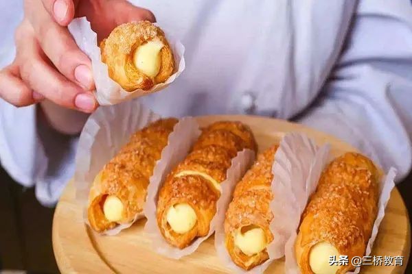 32岁改行学做西点为了以后创业,35岁改行学西点