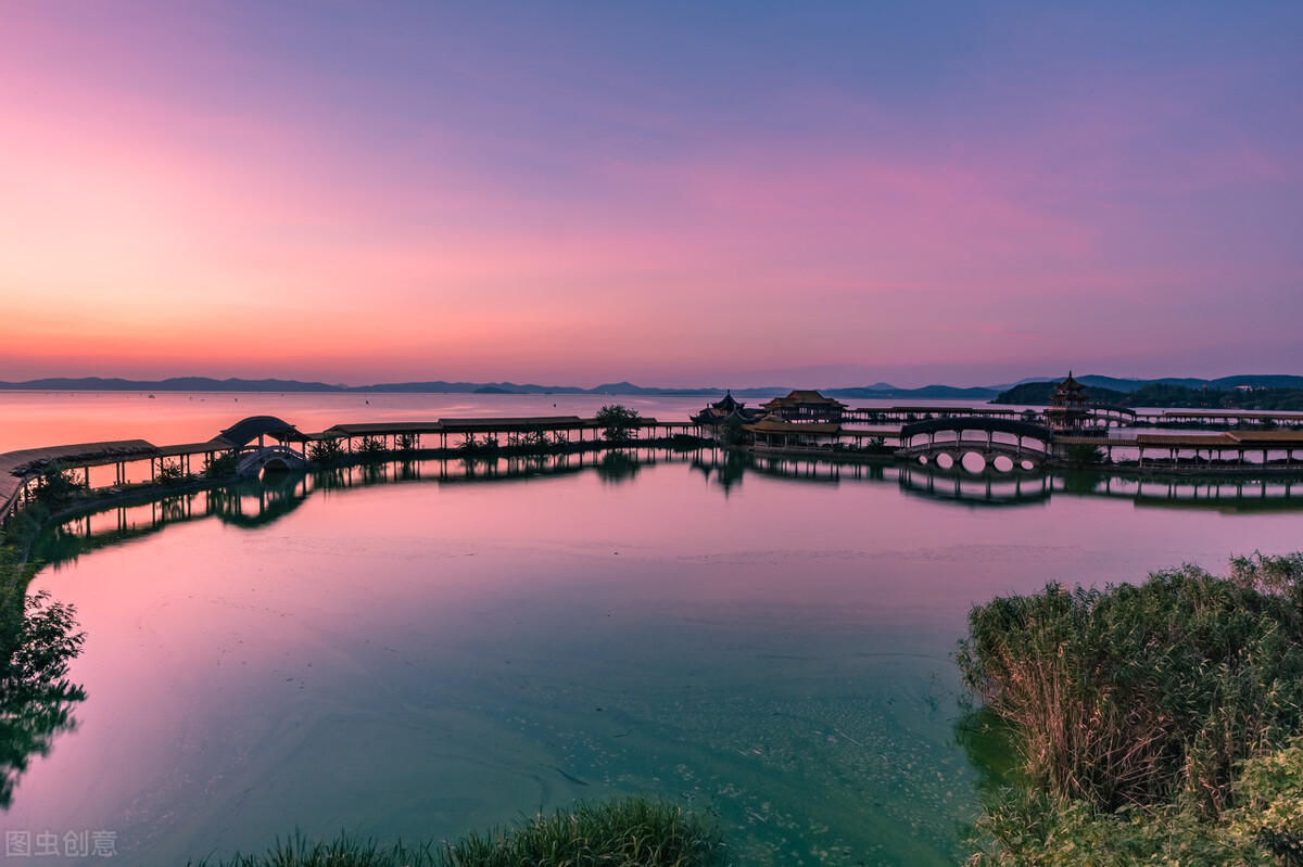 宁波相比杭州差在哪里,宁波对比南京哪个发达