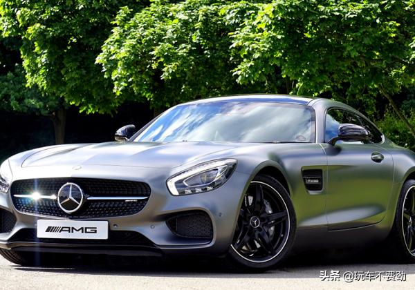 开车车漆莫名有划痕怎么避免,过年期间亲戚蹭车怎么办